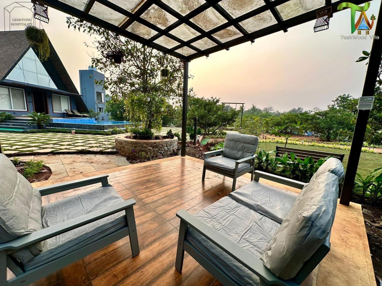 Luxurious 3Bhk W//Pool Teakwood Villa By Gemstone Hospitality Alibag Exterior photo